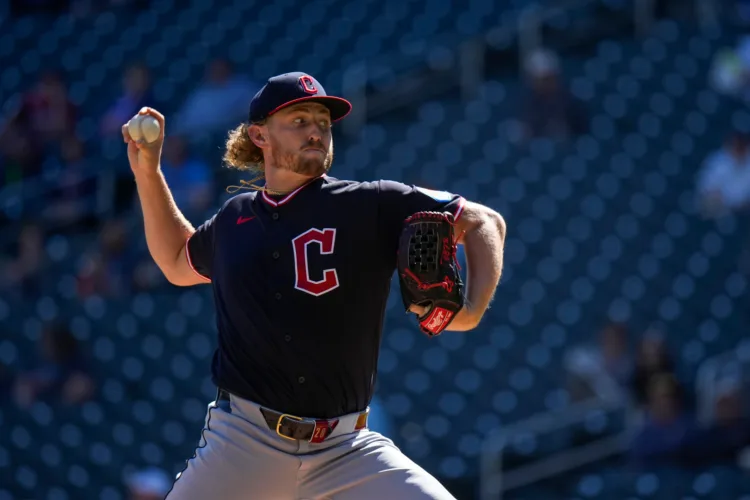 Kwan, Bazzana Help Guardians Beat Twins 9-2, Pull Within 1/2 Game Of AL Central-Leading White Sox